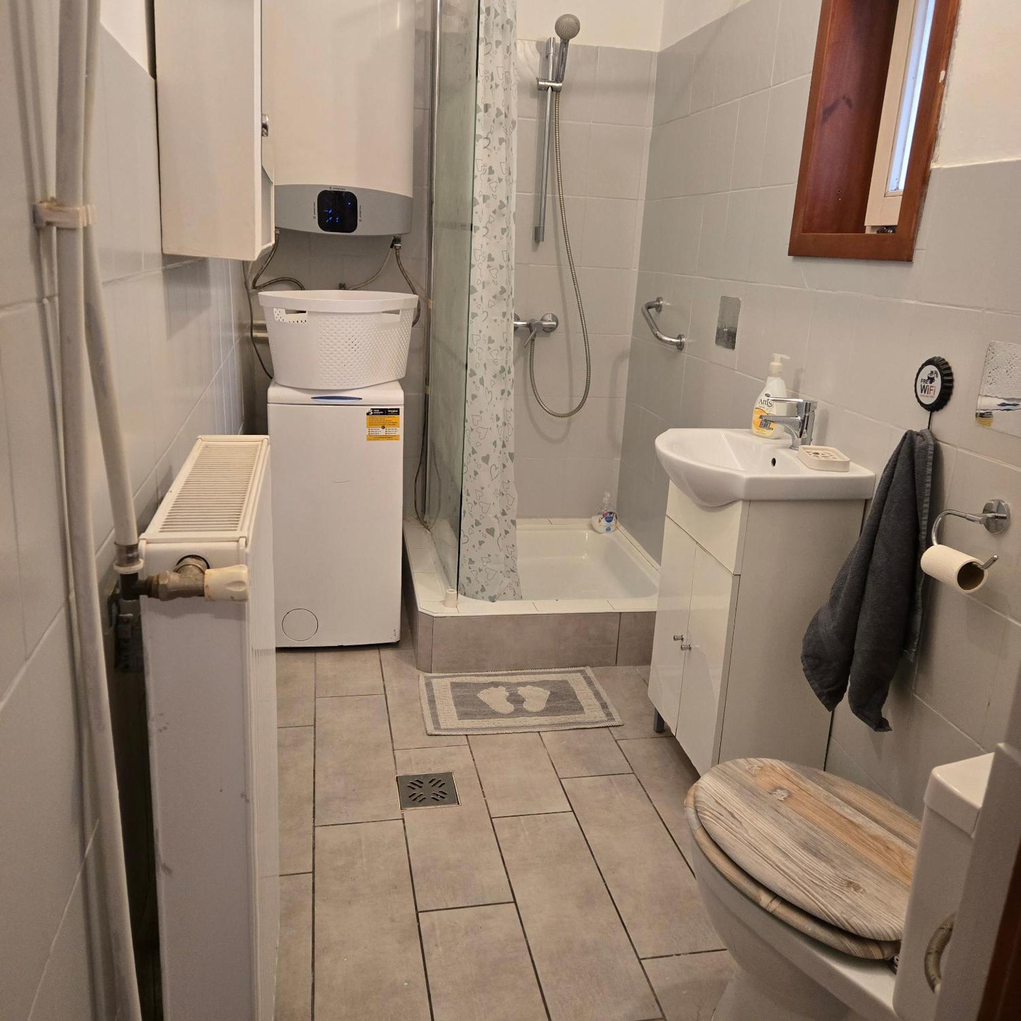 Orsi Apartman / Vendeghaz Kecskemet Bagian luar foto
