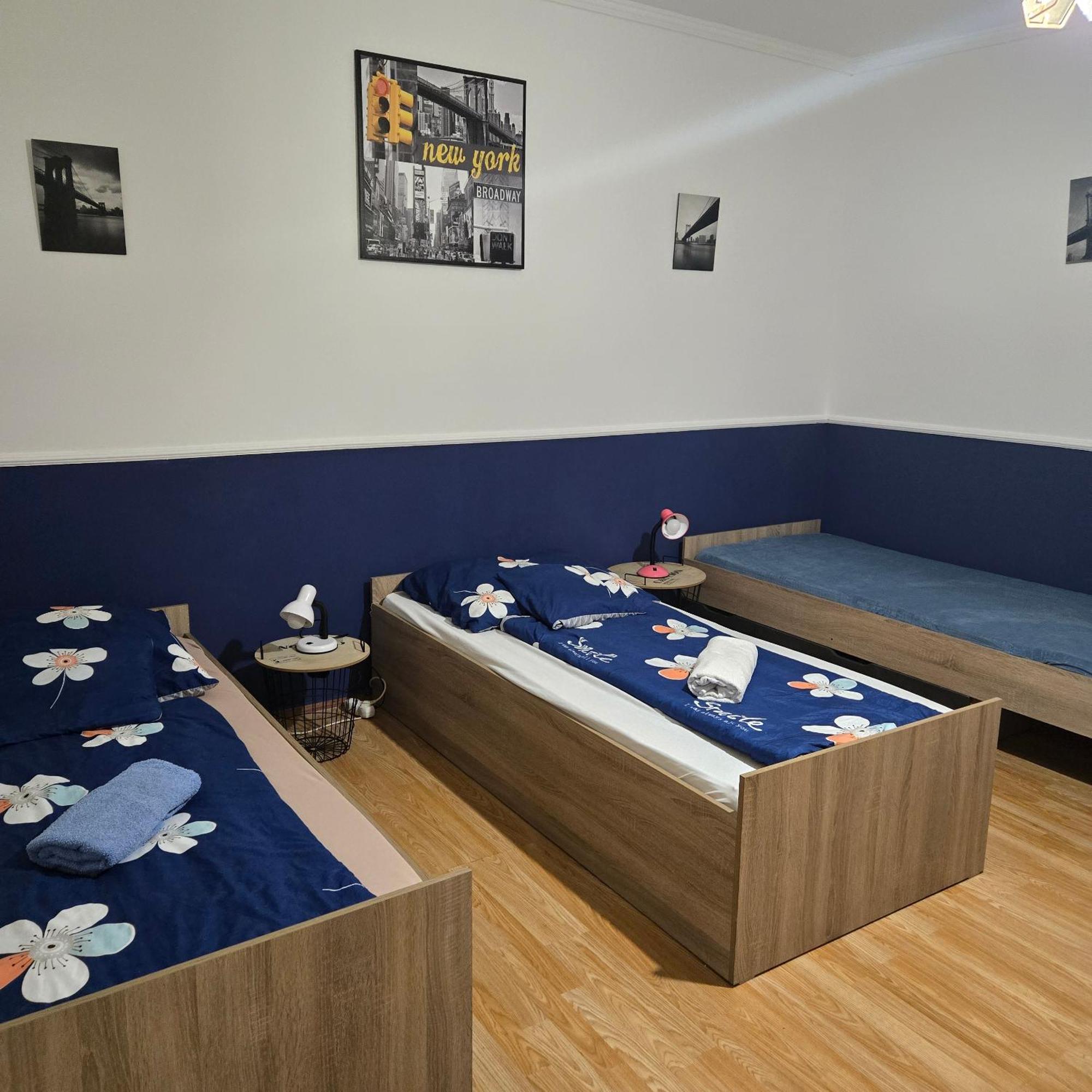 Orsi Apartman / Vendeghaz Kecskemet Bagian luar foto